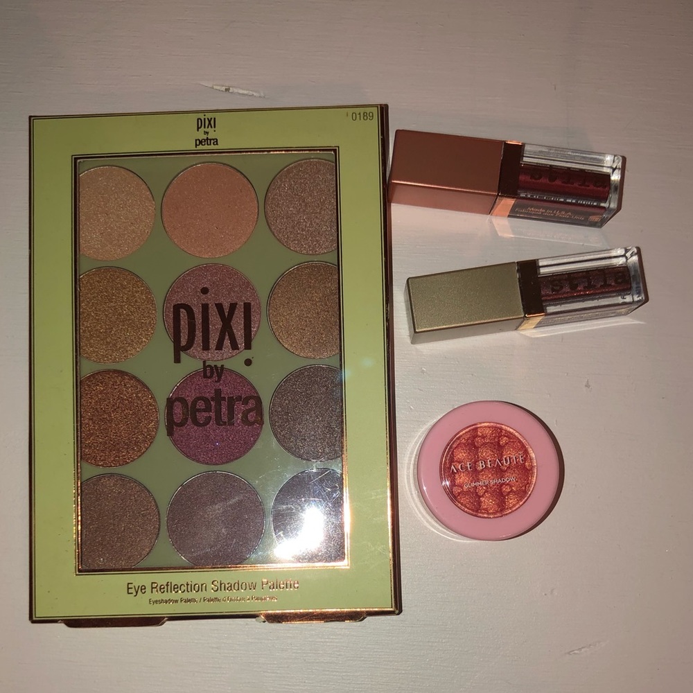 Eyeshadow bundle!